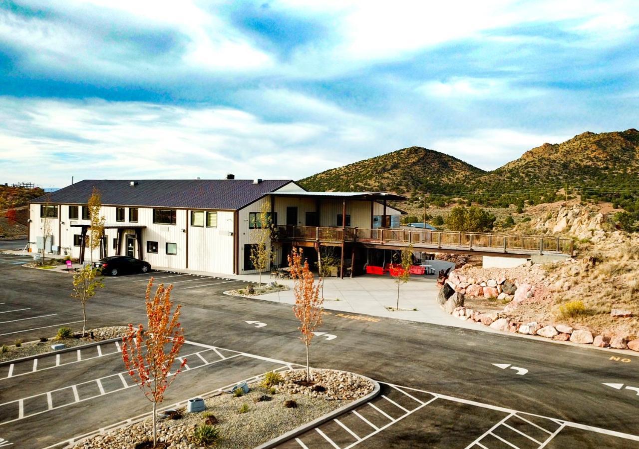 Iron Springs Luxury Lodge & Spa Cedar City Exterior foto